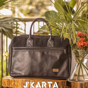 black classic brief case bags